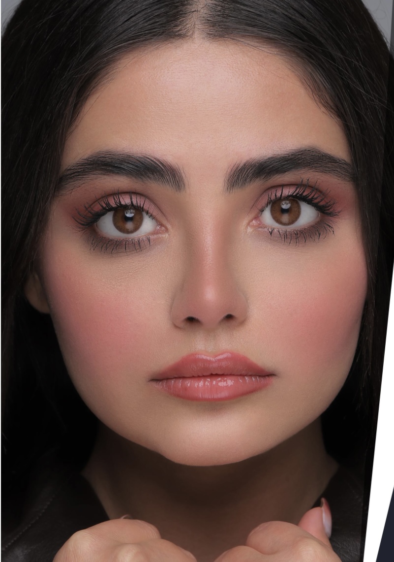 لنز رنگی یونیک