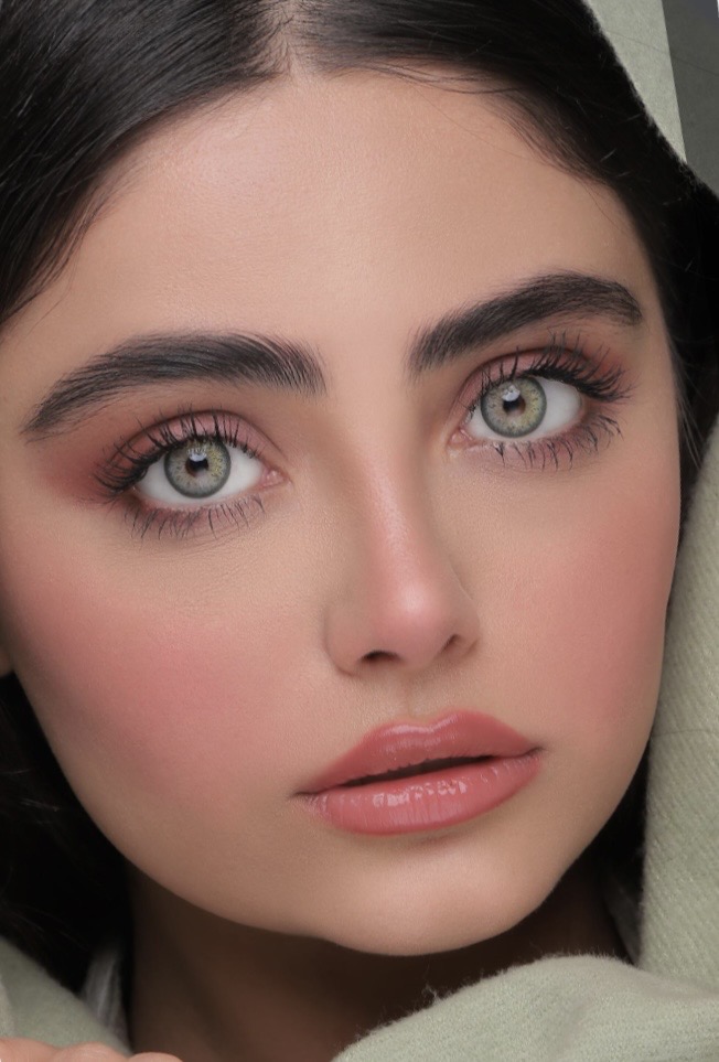 لنز رنگی یونیک