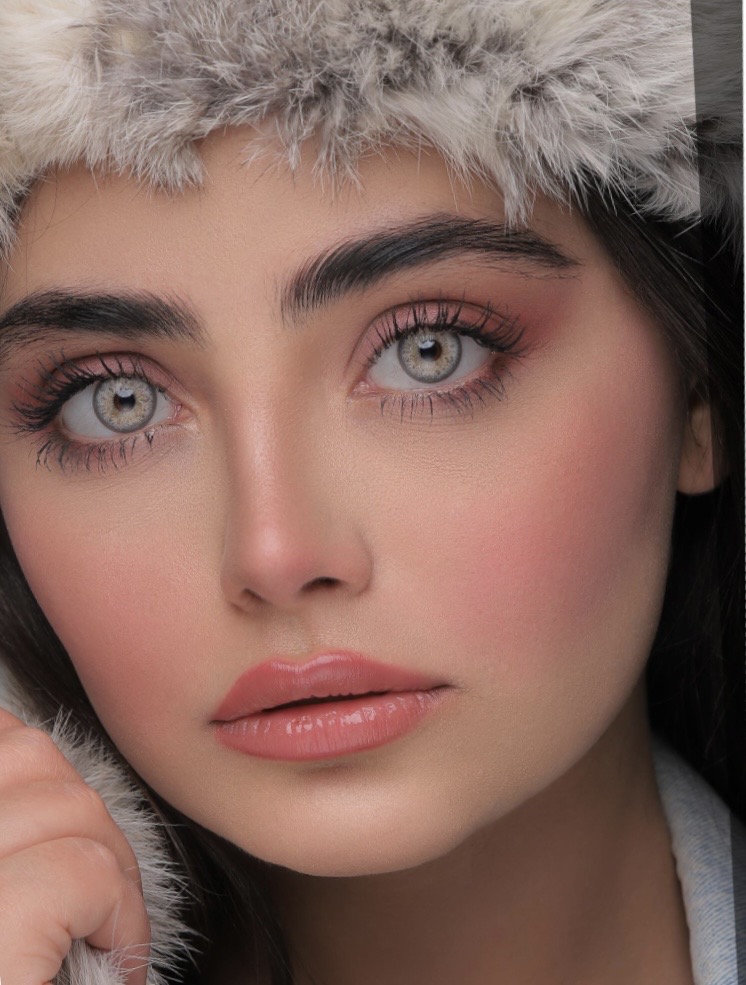 لنز رنگی یونیک