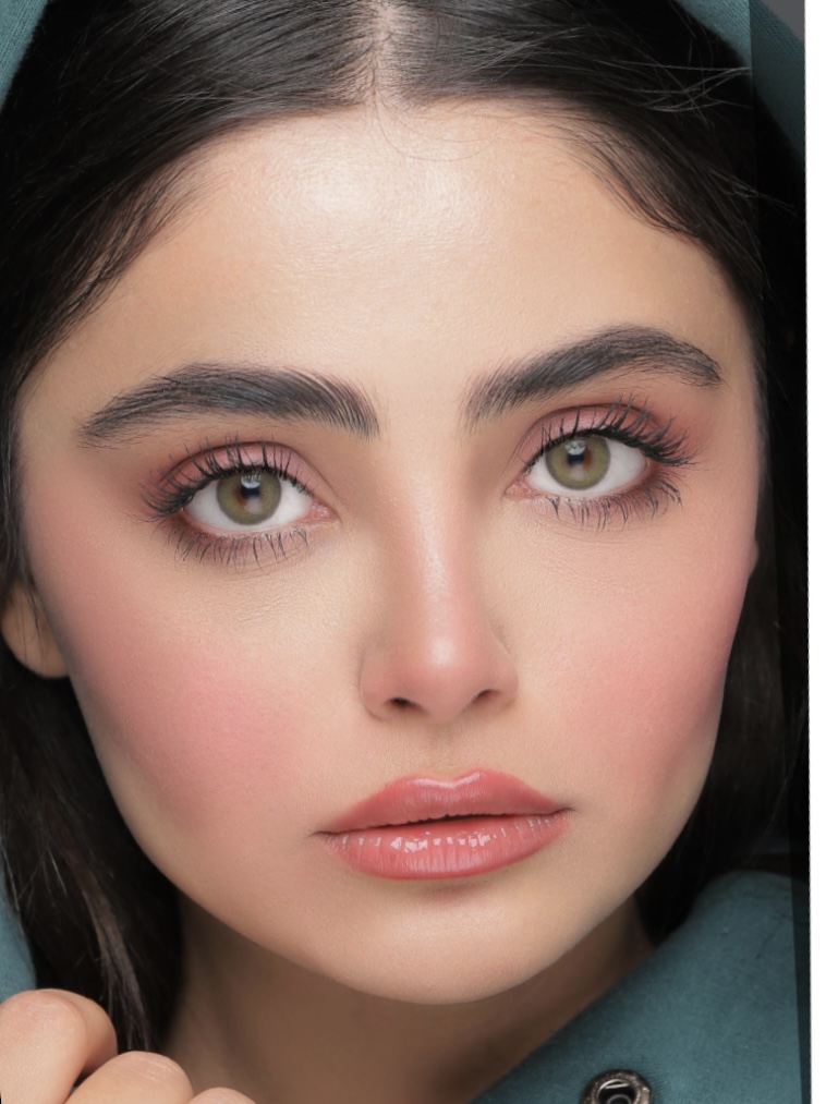 لنز رنگی یونیک