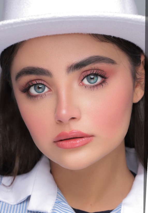 لنز رنگی یونیک