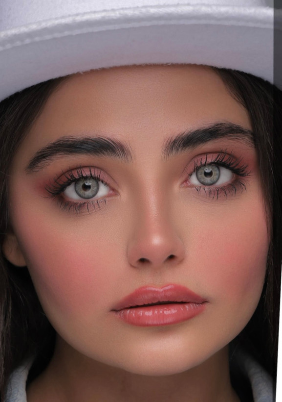 لنز رنگی یونیک